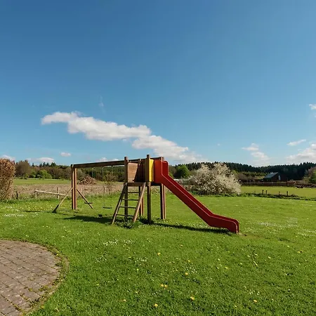 Les Charmilles De Xhoffraix Feriehus *